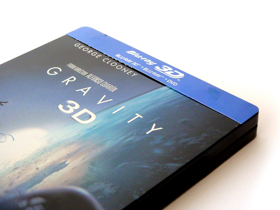 fotografias-del-steelbook-de-gravity-en-blu-ray-3d-y-2d-original_3.jpg