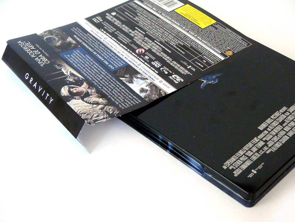 fotografias-del-steelbook-de-gravity-en-blu-ray-3d-y-2d-original_5.jpg