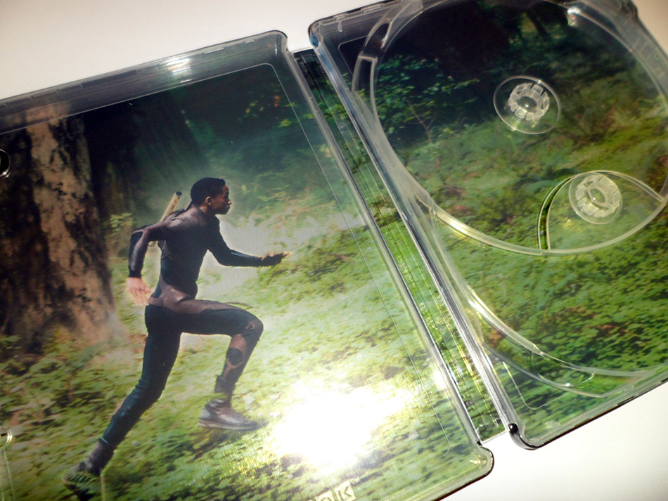 fotografias-del-steelbook-de-after-earth-en-blu-ray-original_7.jpg