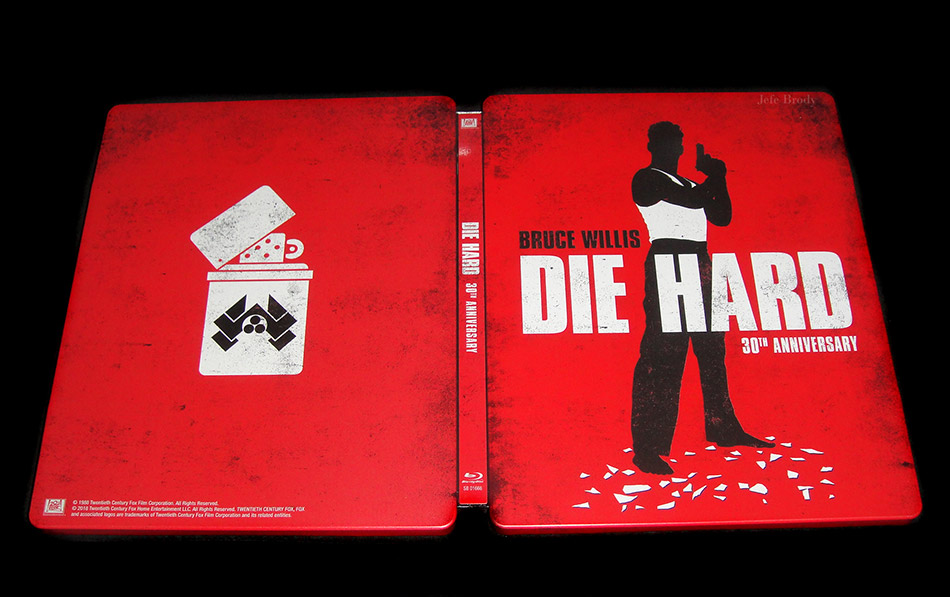 fotografias-del-steelbook-de-jungla-de-cristal-30-aniversario-en-blu-ray-original_7.jpg
