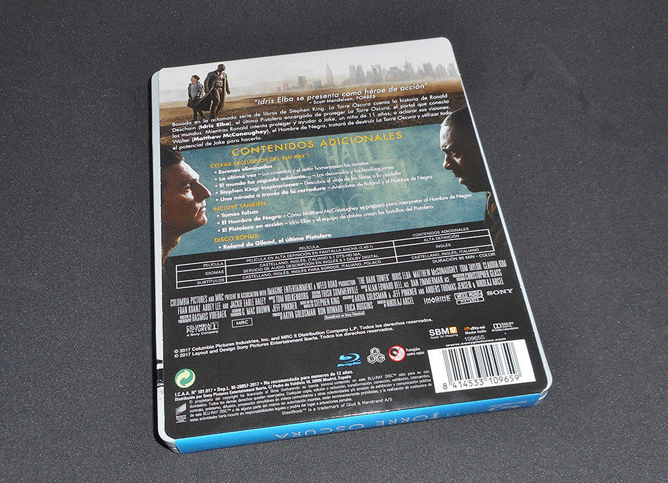 fotografias-del-steelbook-de-la-torre-oscura-en-blu-ray-original_1.jpg