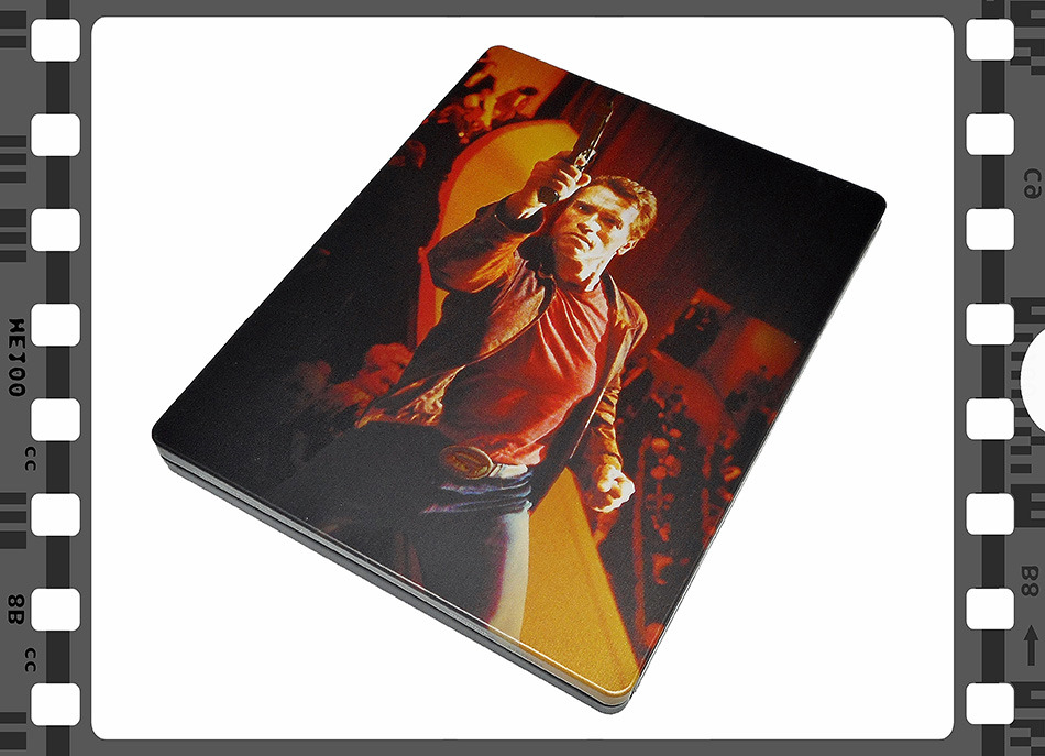 fotografias-del-steelbook-de-el-ultimo-gran-heroe-en-uhd-4k-original_4.jpg