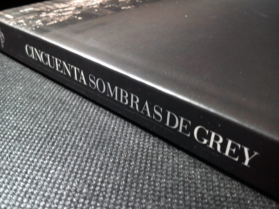 fotografias-del-digibook-de-cincuenta-sombras-de-grey-en-blu-ray-original_6.jpg