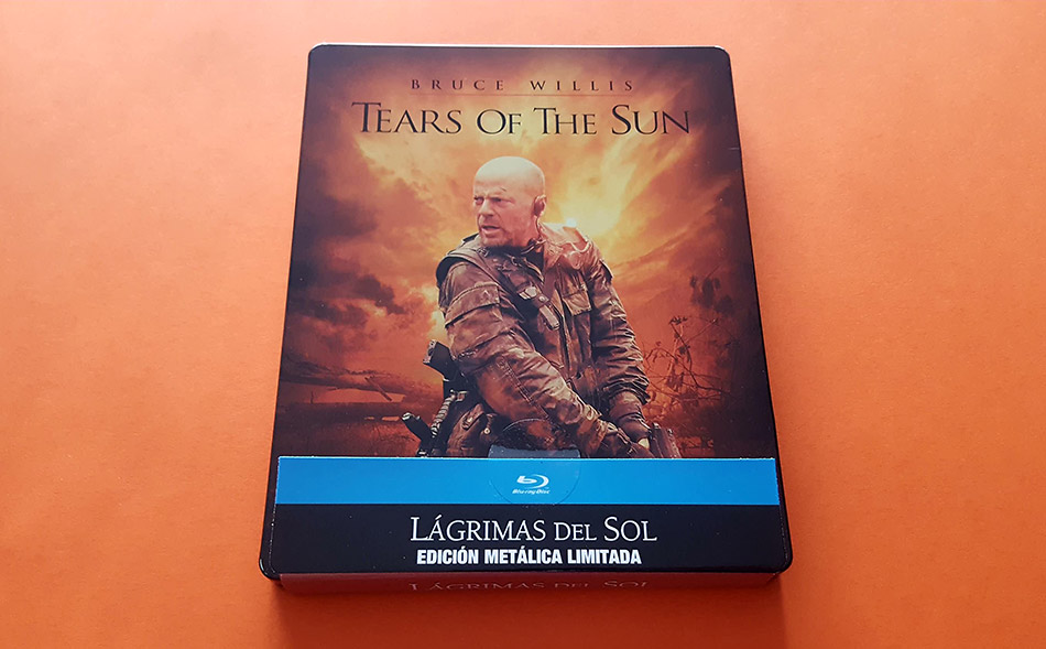 fotografias-del-steelbook-de-lagrimas-del-sol-en-blu-ray-original_0.jpg