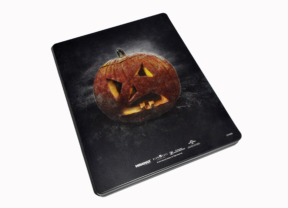 fotografias-del-steelbook-de-la-noche-de-halloween-en-blu-ray-original_6.jpg