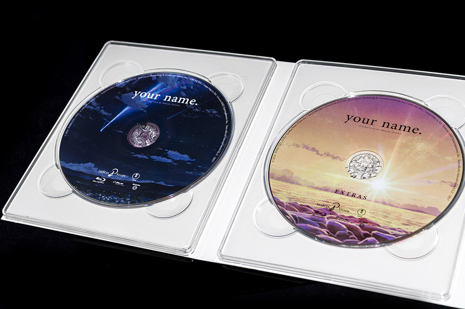 fotografias-de-la-edicion-coleccionista-de-your-name-en-blu-ray-original_10.jpg