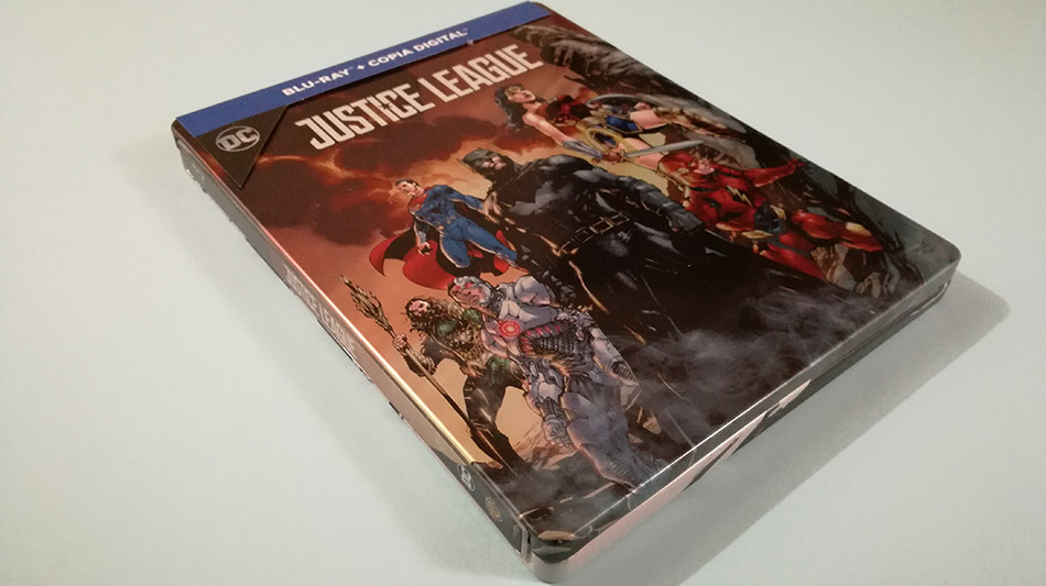 fotografias-del-steelbook-ilustrado-de-liga-de-la-justicia-en-blu-ray-original_2.jpg