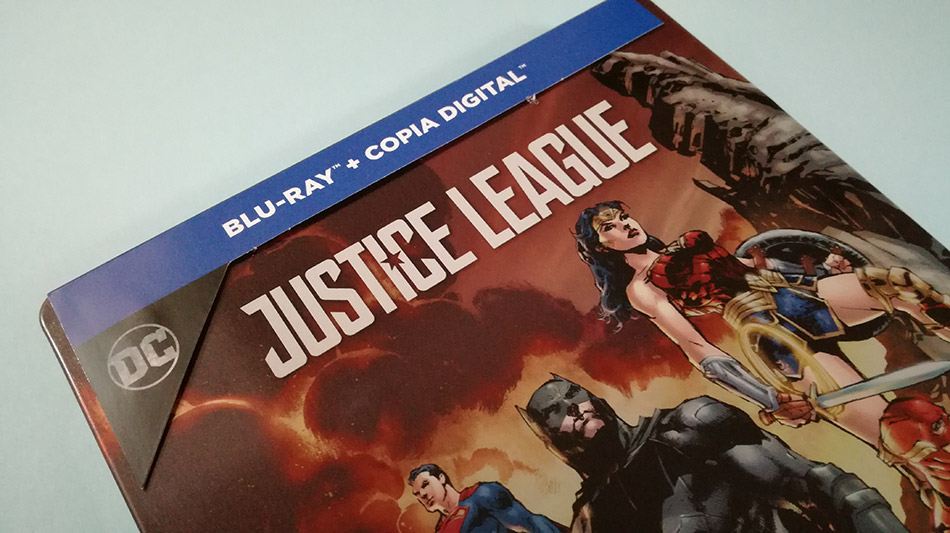 fotografias-del-steelbook-ilustrado-de-liga-de-la-justicia-en-blu-ray-original_3.jpg