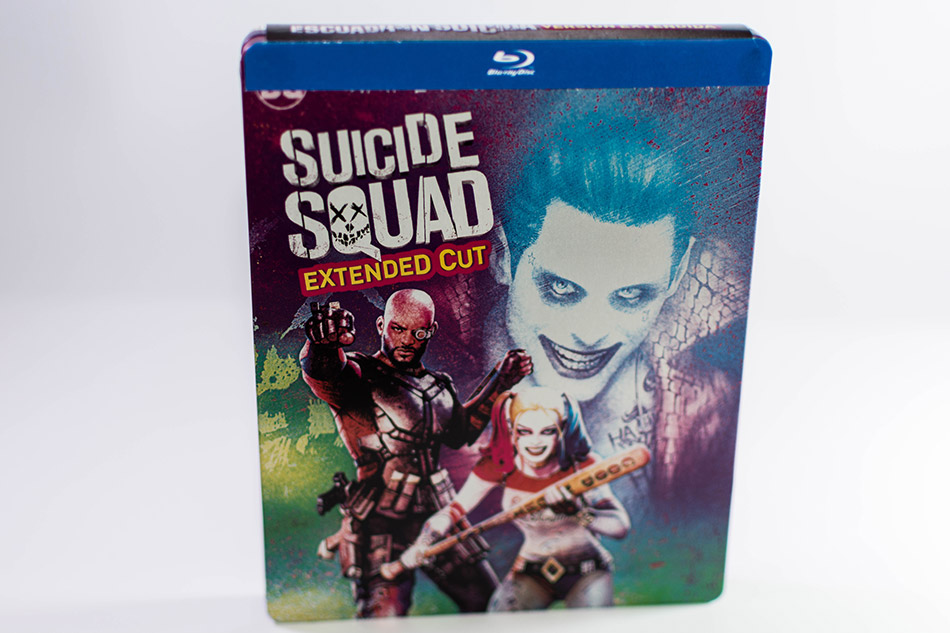 fotografias-del-steelbook-de-escuadron-suicida-en-blu-ray-original_0.jpg