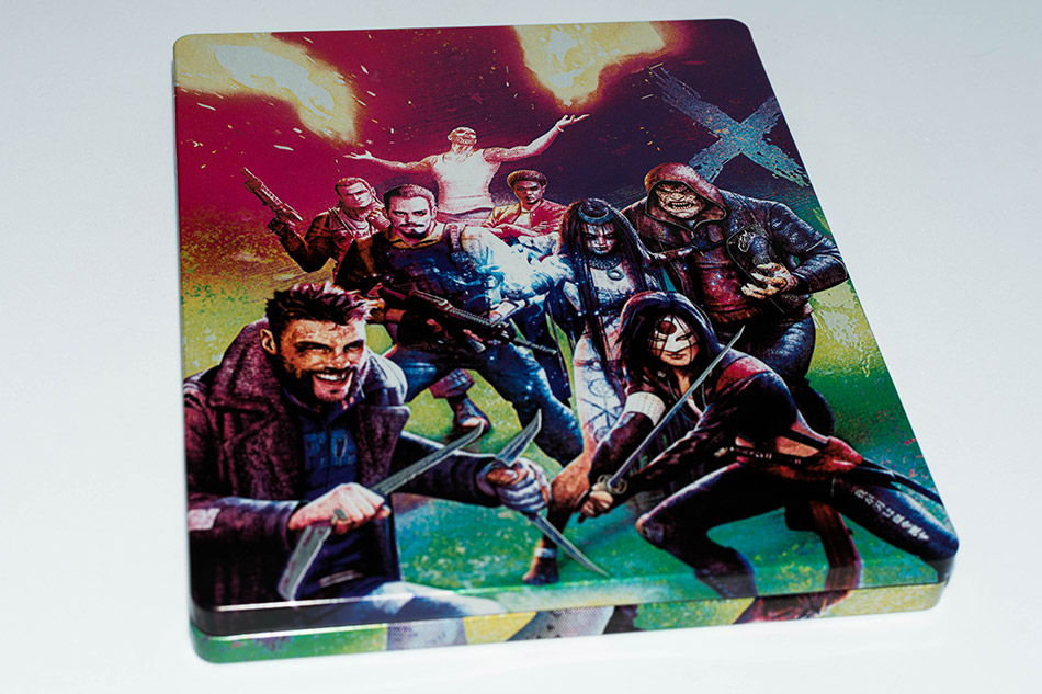 fotografias-del-steelbook-de-escuadron-suicida-en-blu-ray-original_5.jpg
