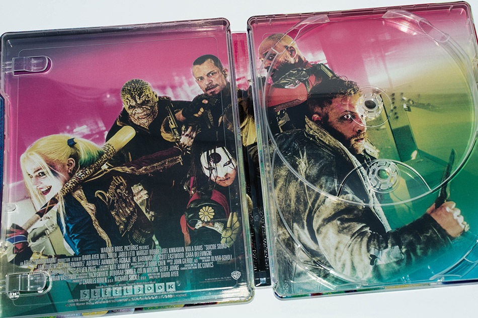fotografias-del-steelbook-de-escuadron-suicida-en-blu-ray-original_8.jpg