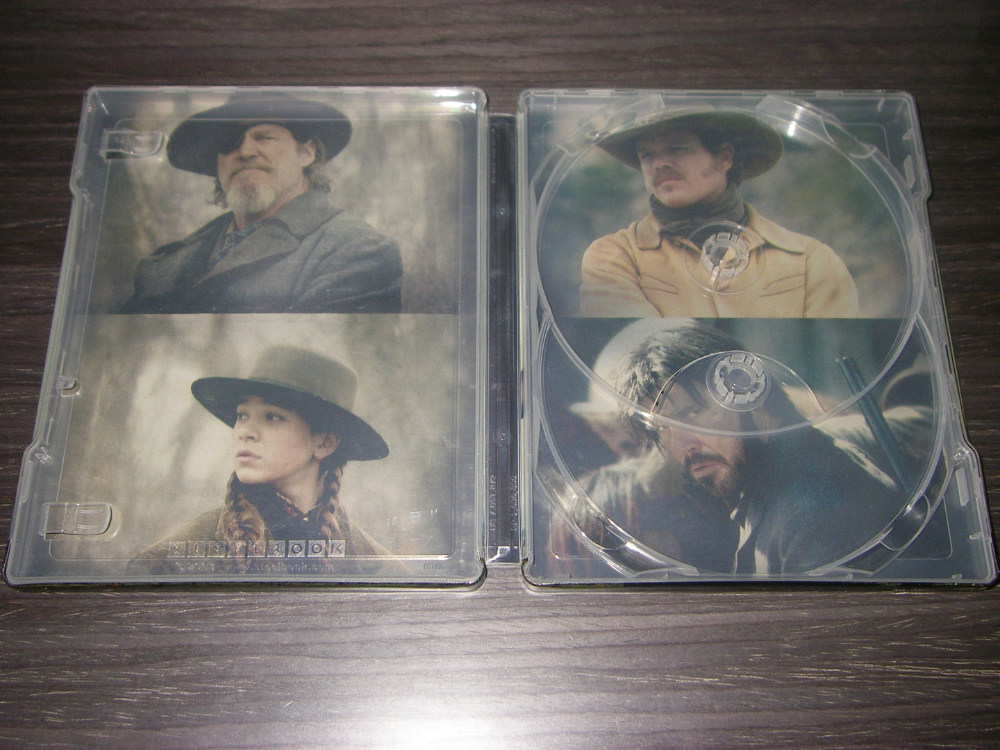 valor-de-ley-steelbook-foto-6-6-original_6.jpg