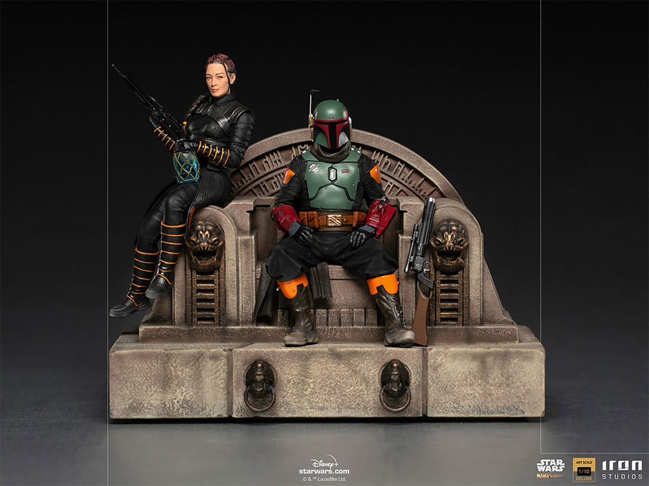 boba-fett-and-fennec-shand-110-scale-statue_star-wars_gallery_60f1f8f7ad6b4.jpg