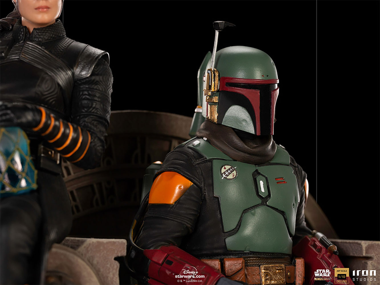 boba-fett-and-fennec-shand-110-scale-statue_star-wars_gallery_60f1f8f9aeead.jpg