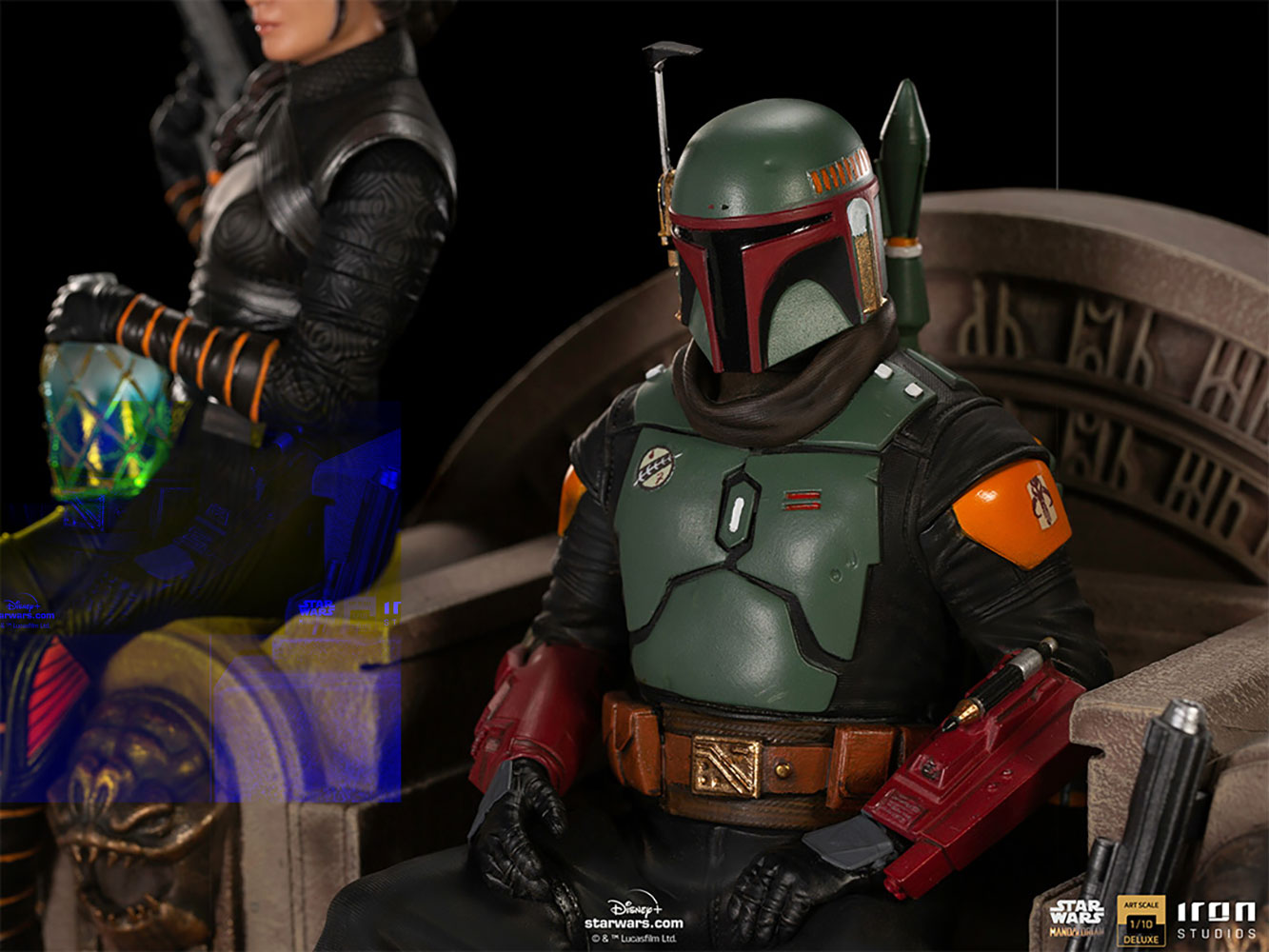 boba-fett-and-fennec-shand-110-scale-statue_star-wars_gallery_60f1f8fae24a9.jpg