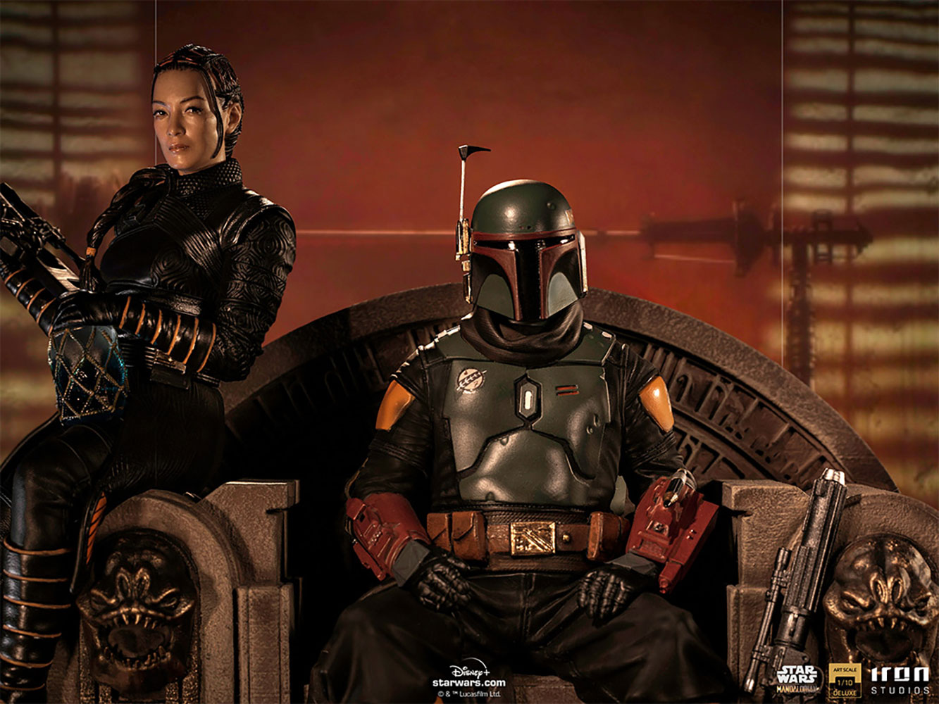 boba-fett-and-fennec-shand-110-scale-statue_star-wars_gallery_60f1f8fc53a14.jpg