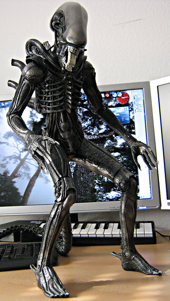 neca_alien3.jpg