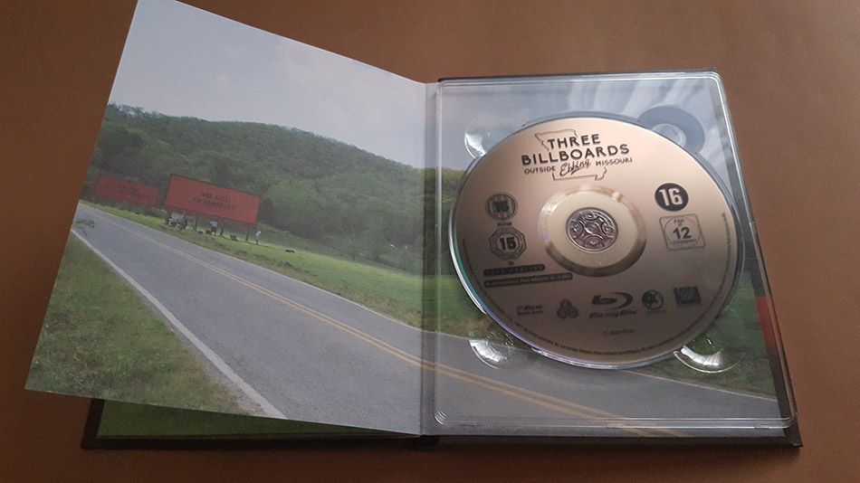 fotografias-del-digibook-de-tres-anuncios-en-las-afueras-en-blu-ray-original_20.jpg