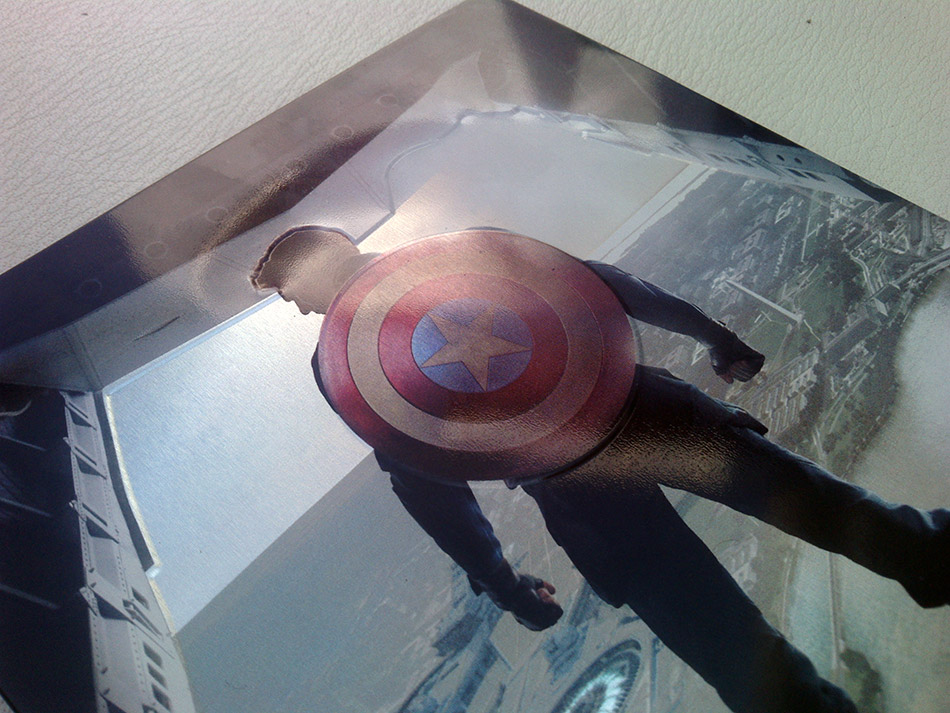fotografias-del-steelbook-de-capitan-america-el-soldado-de-invierno-en-blu-ray-original_4.jpg