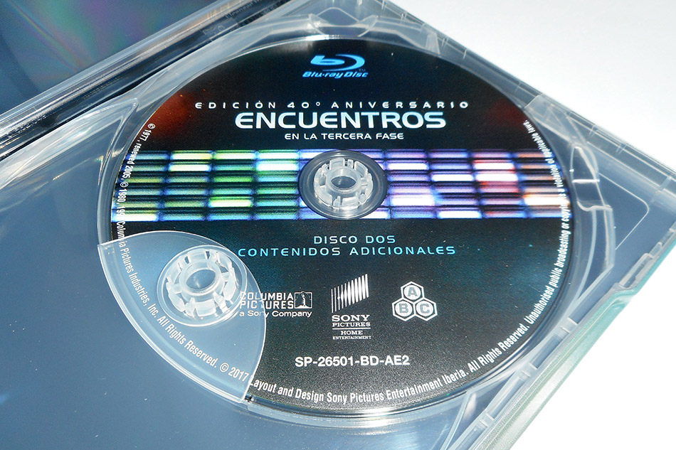 fotografias-del-steelbook-de-encuentros-en-la-tercera-fase-en-blu-ray-original_8.jpg