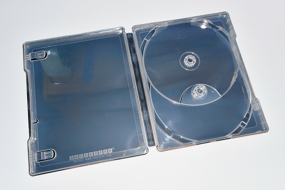 fotografias-del-steelbook-de-encuentros-en-la-tercera-fase-en-blu-ray-original_9.jpg