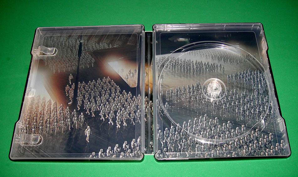 fotografias-del-steelbook-de-star-wars-episodio-ii-el-ataque-de-los-clones-en-blu-ray-original_8.jpg