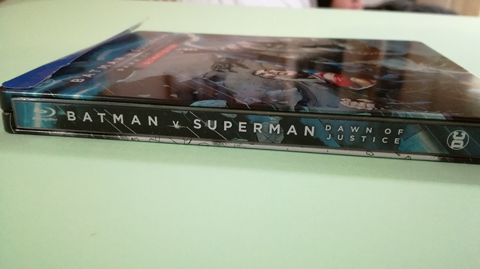 fotografias-del-steelbook-de-batman-v-superman-el-amanecer-de-la-justicia-en-blu-ray-original_2.jpg