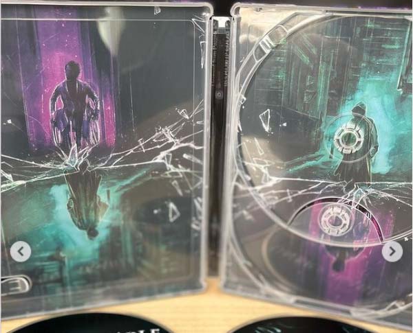 Unbreakable-steelbook-4K-2.jpg