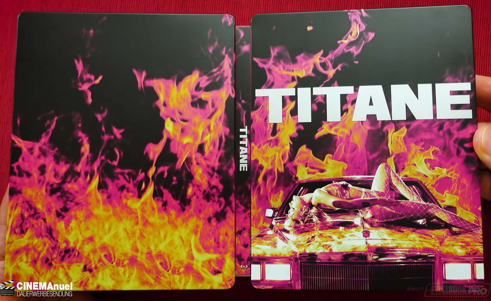 Titane-steelbook-2.jpg