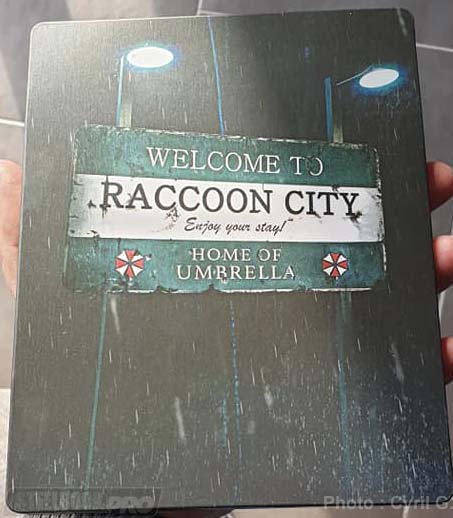 Resident-Evil-Racoon-steelbook-8.jpg