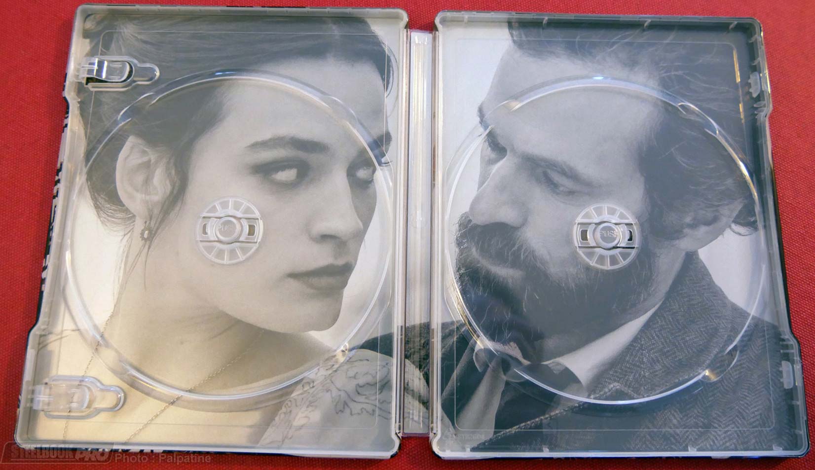 Eiffel-steelbook-3.jpg