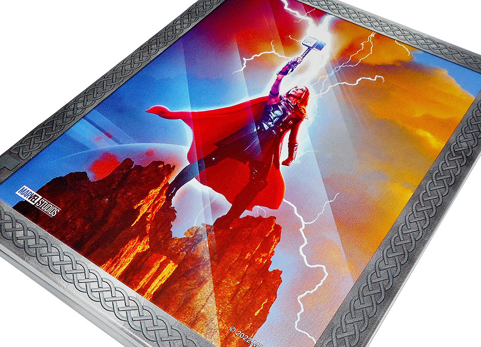 fotografias-del-steelbook-de-thor-love-and-thunder-en-uhd-4k-y-blu-ray-original_5_.jpg