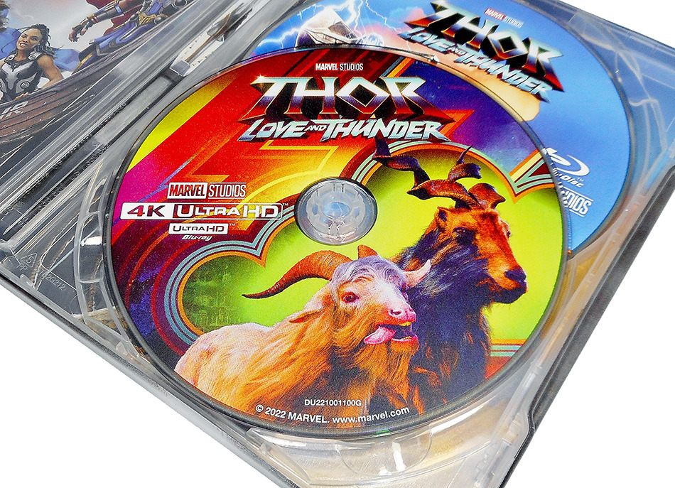 fotografias-del-steelbook-de-thor-love-and-thunder-en-uhd-4k-y-blu-ray-original_9_.jpg
