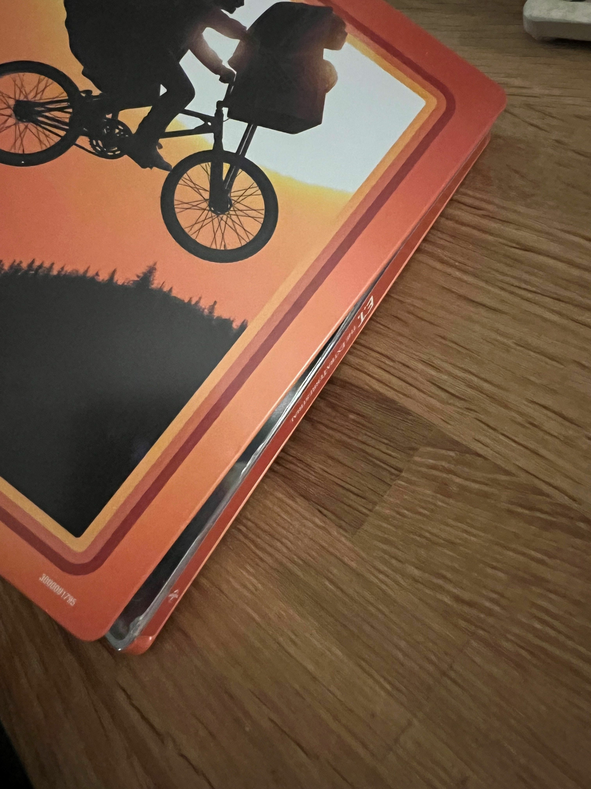 ET_Steelbook.jpg