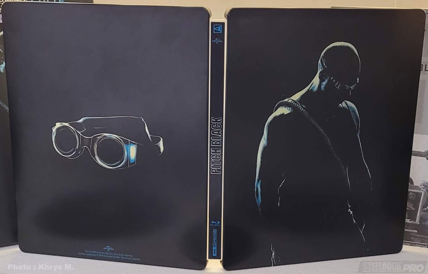 Pitch-Black-steelbook-4K-2.jpg