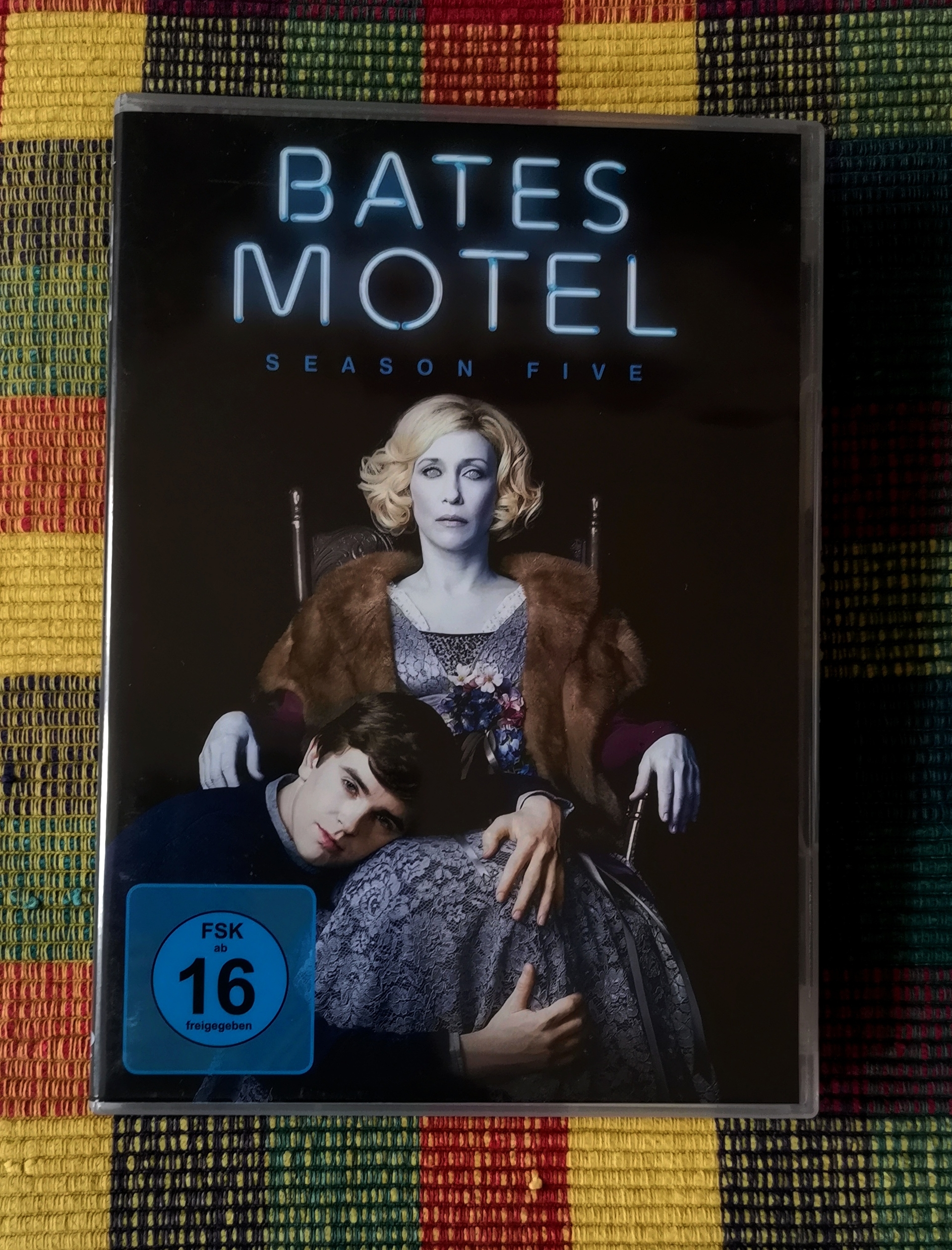 BatesMotel05ok.jpg