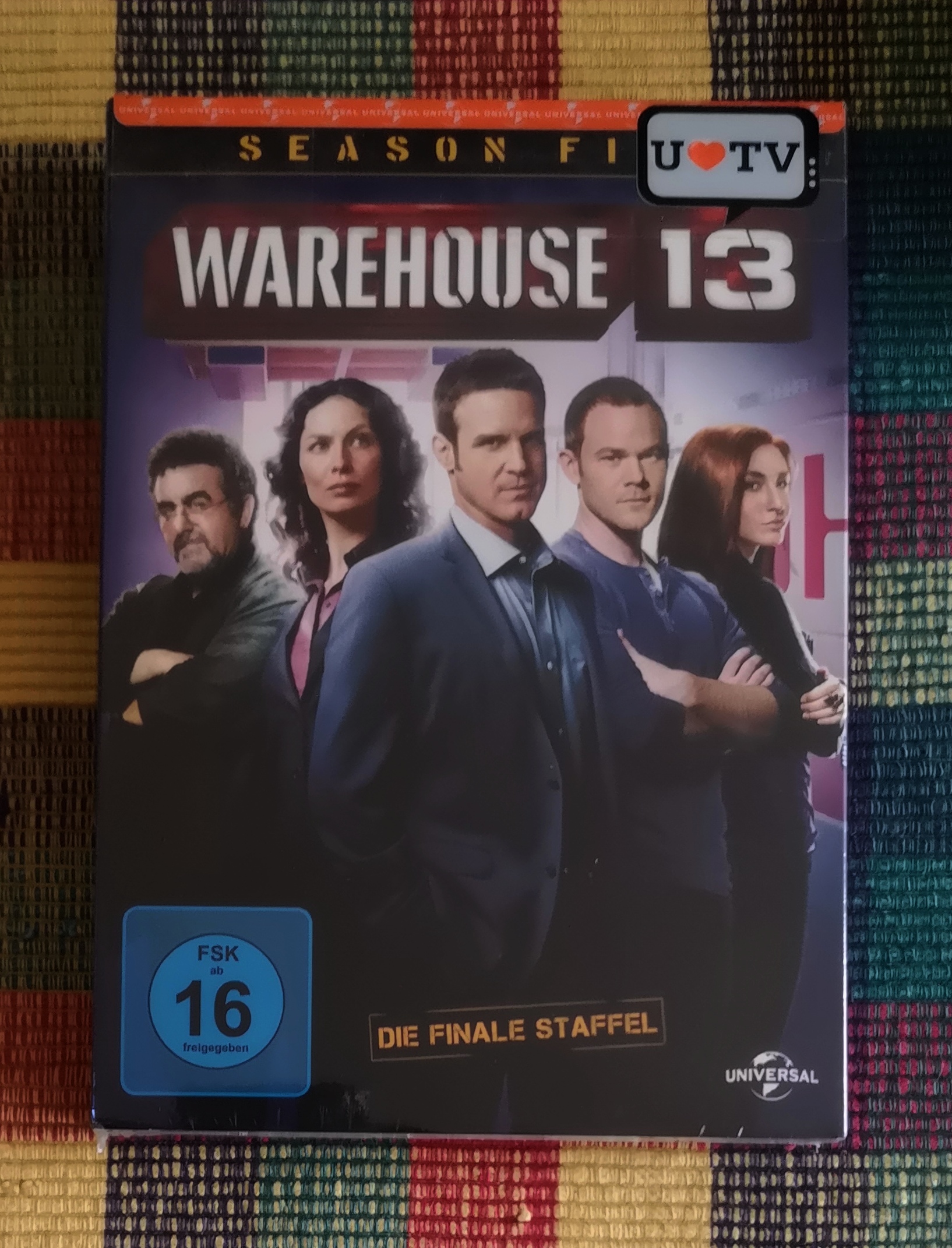 WAREHOUSE13s05VSok.jpg