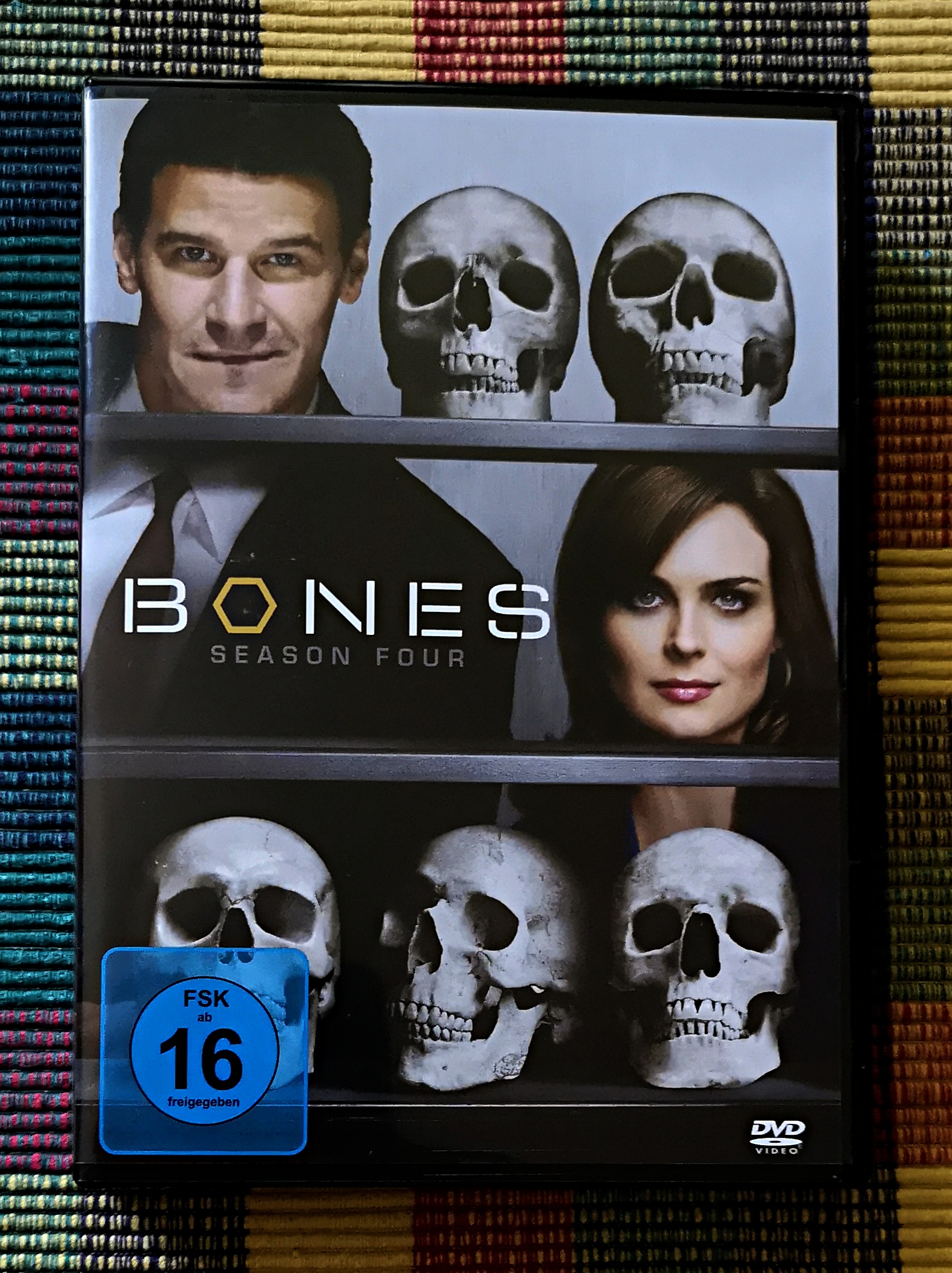 Bones04ok.jpg