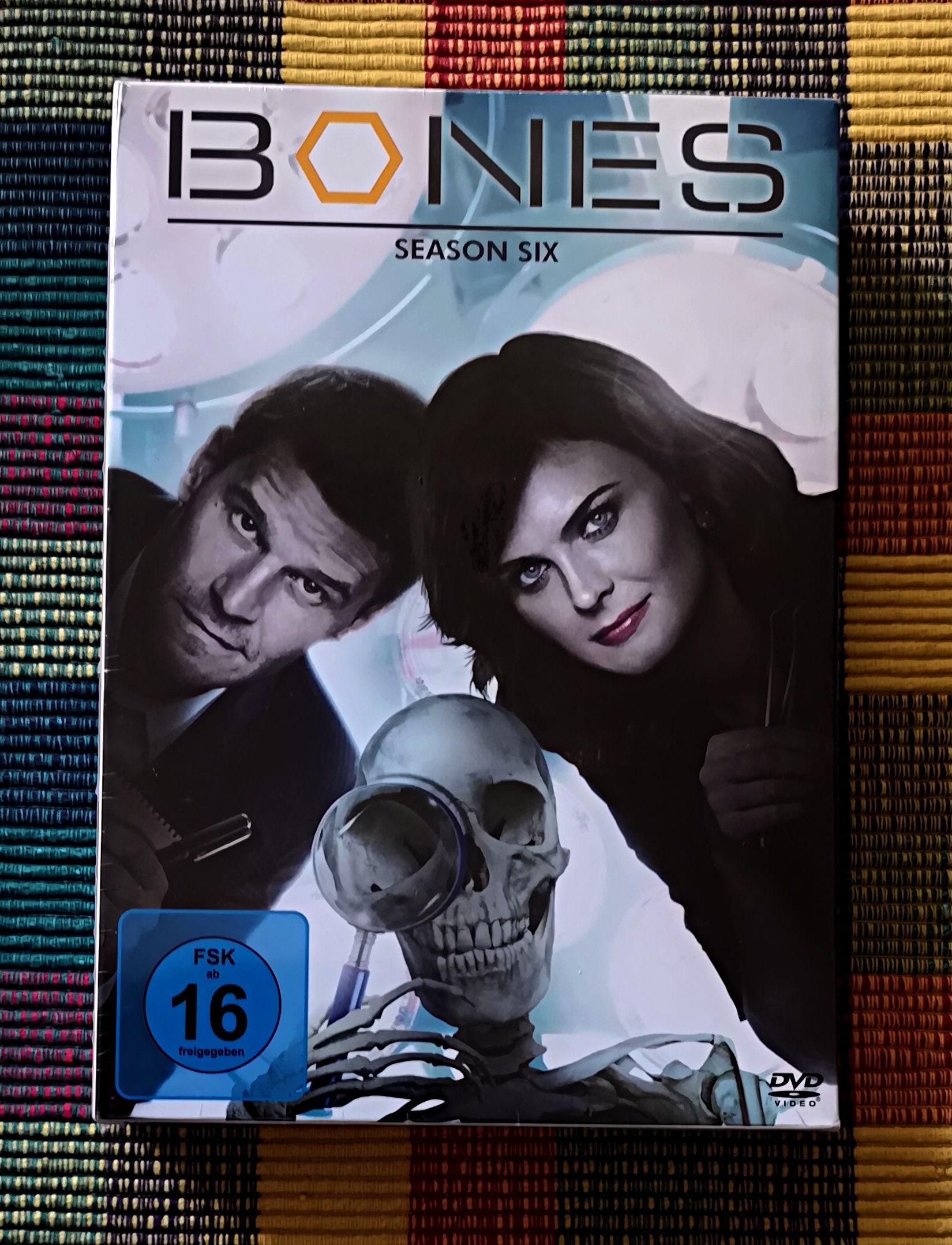 Bones06ok.jpg