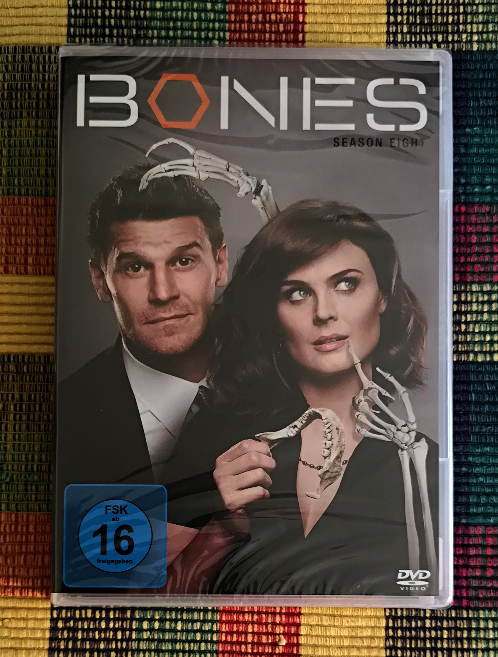 Bones08ok.jpg