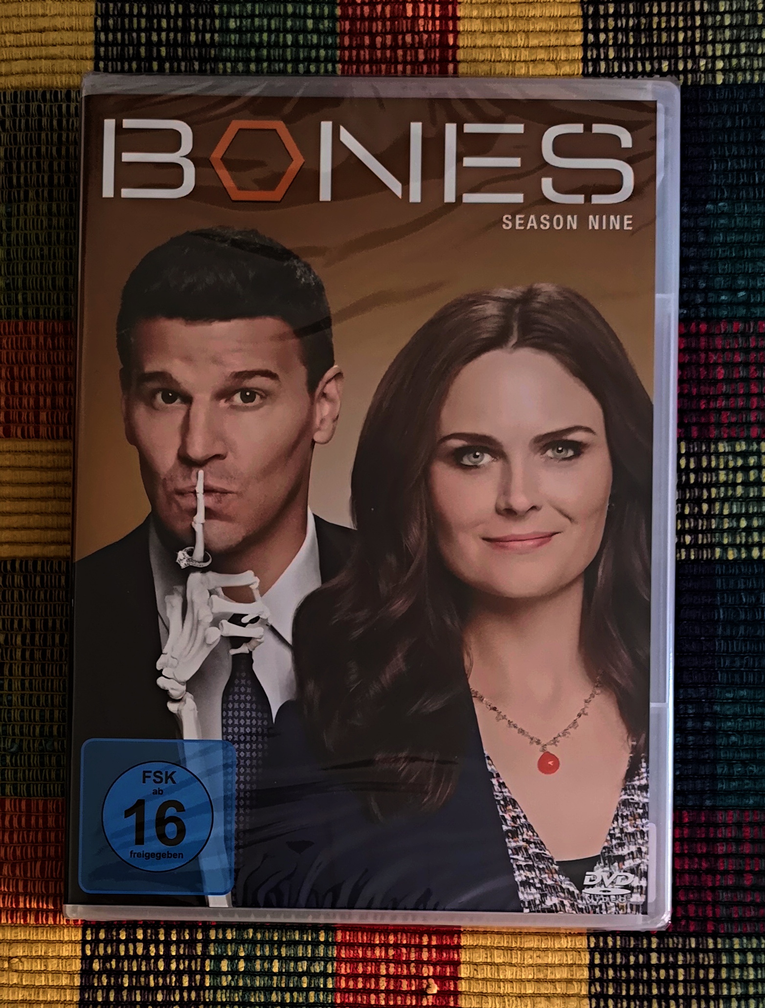 Bones09ok.jpg