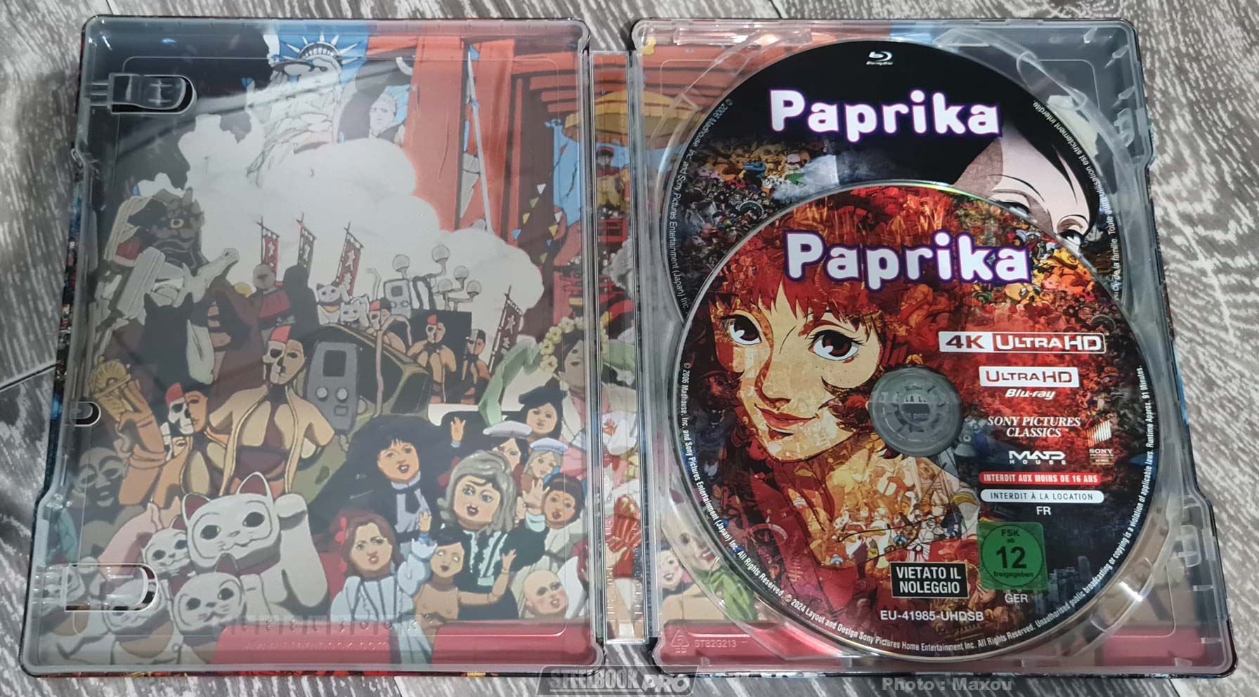 Paprika-steelbook-4.jpg