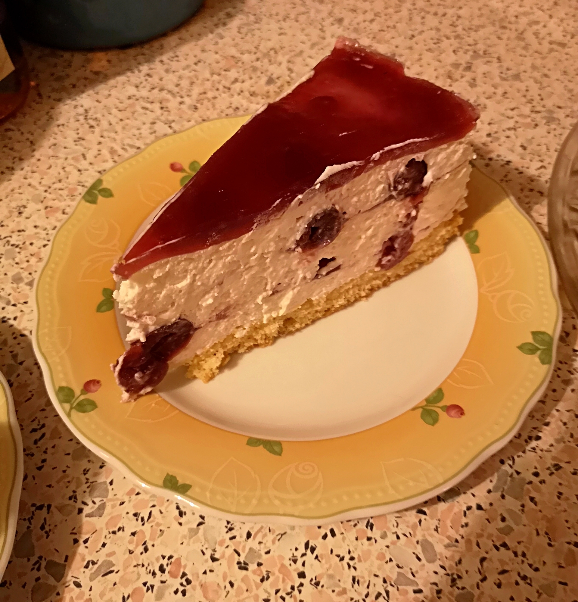 KäseSahneKirschOK.jpg