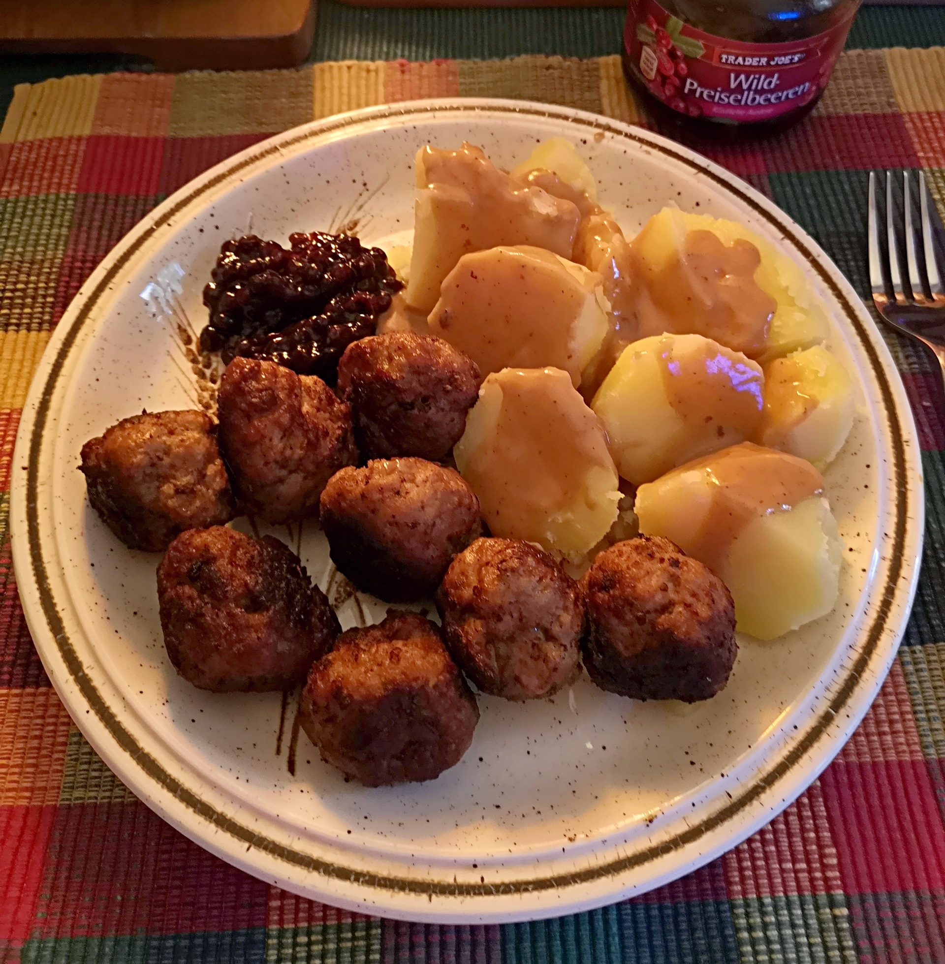 Köttbullar3aOK.jpg