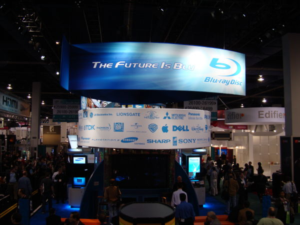 ces_blu_ray_stand_1.jpg