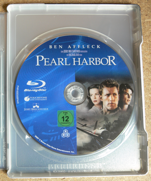 Pearl_Harbor_Steel_disc.jpg