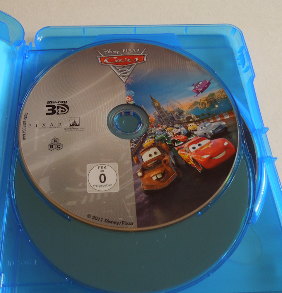 Cars_2_3D_Disc_1.jpg