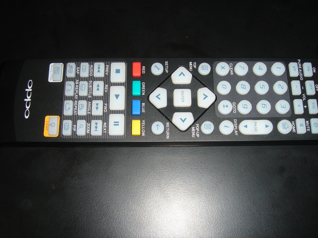 oppo remote.jpg