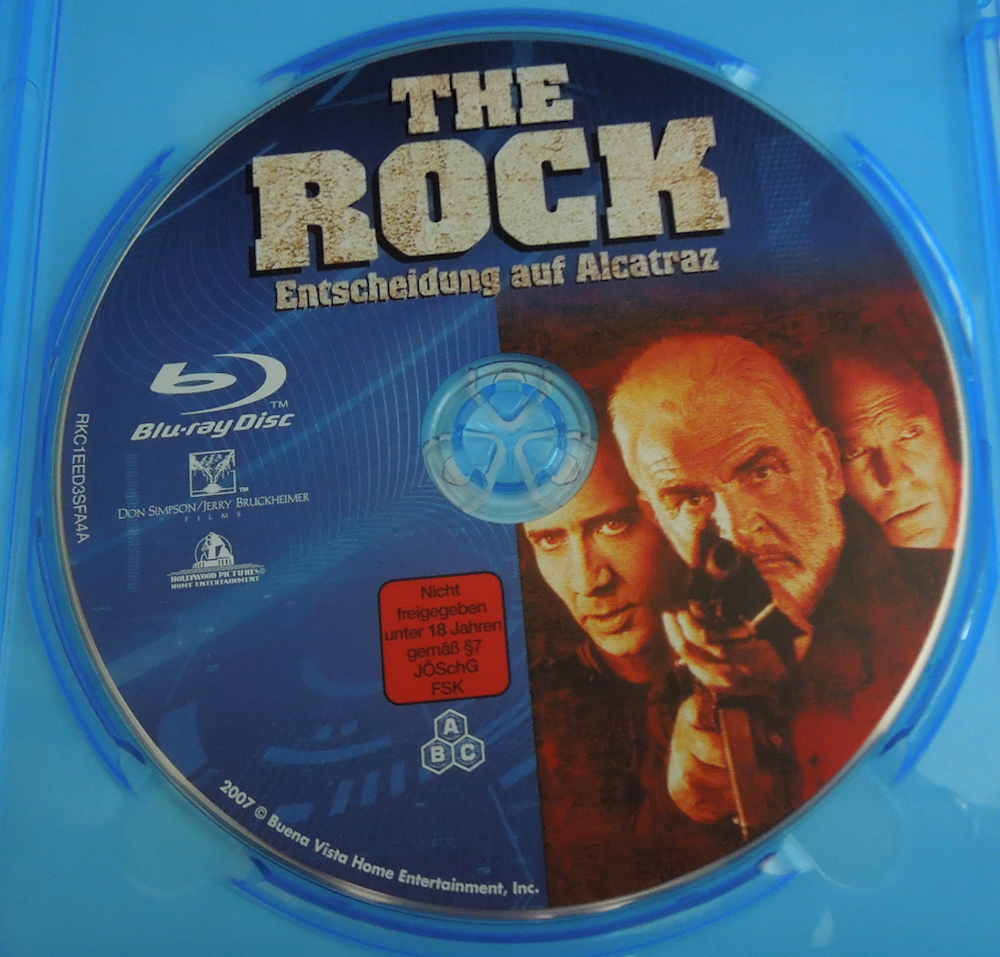 The_Rock_Z4FC_ama_disc.jpg