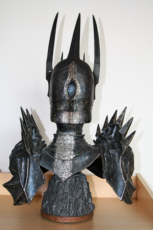 Sauron09.jpg